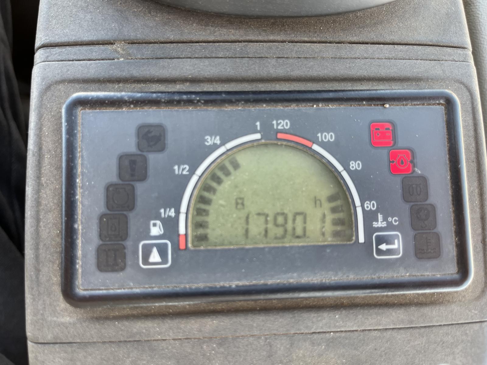 ./imagenes/INVOICE/2019/18057/CATERPILLAR 302.7D CR (10).JPG